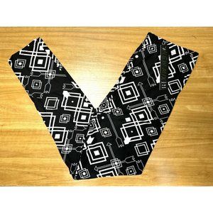 Tribal Arrow Soft Leggings Small Black White Geometric Back to School!